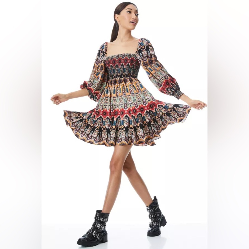 NWT Alice + Olivia Julissa Empire Waist Mini Dress